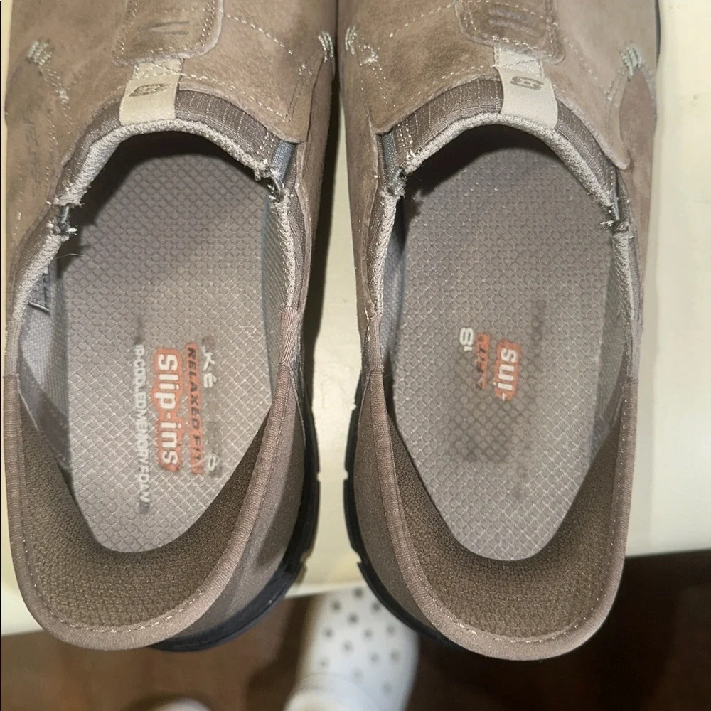 Skechers slip ins size 11 1/2